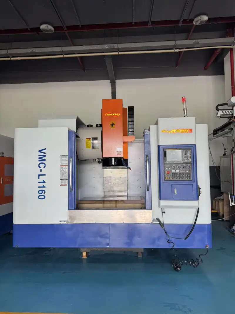 Used Shi Xing Hong 1160 Vertical Machining Center with FANUC Plus photo 1