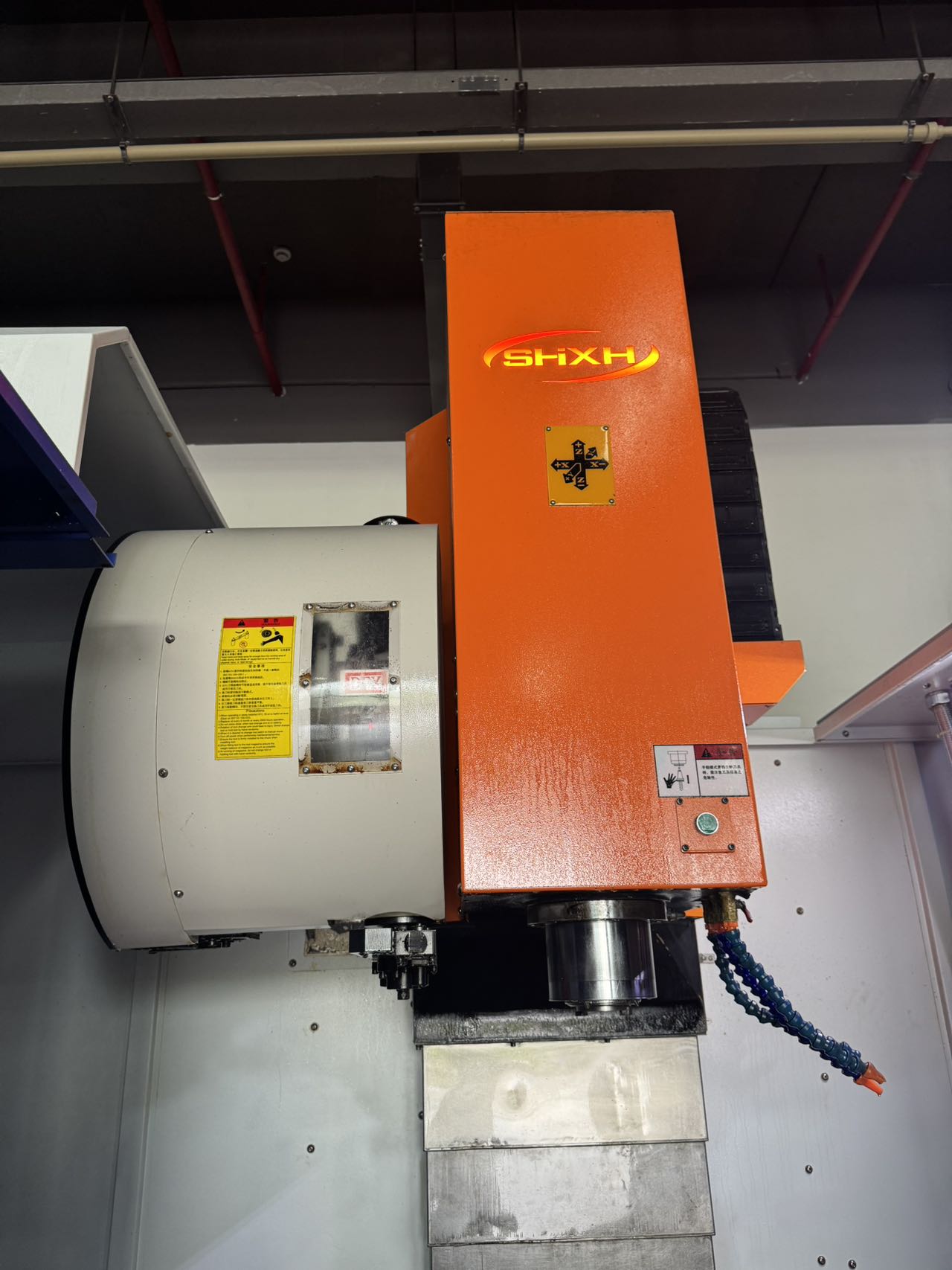 Used Shi Xing Hong 1160 Vertical Machining Center with FANUC Plus photo 4