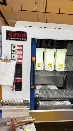 Used 4-Head High-Gloss CNC Milling Machine photo 3