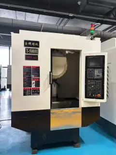 Used Taiqun T 500 Machining Center with Mitsubishi M 700, 24000 rpm, 21-Tool Magazine photo 3