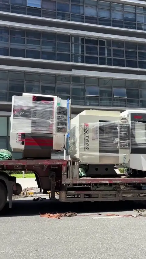 Centros de mecanizado CNC usados Taizheng 855/1165 y Baolida T 600 con Mitsubishi M 80 en venta