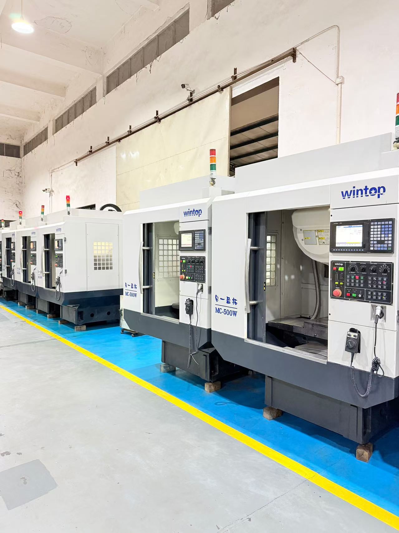 5 Unidades de Centro de Mecanizado Tai Yi MC-500 W Usado con Mitsubishi M 70 A, 24000 rpm