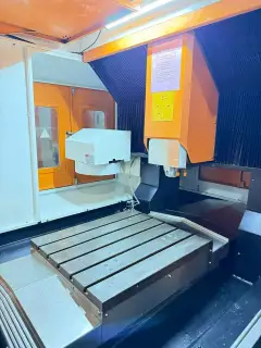 Batch of 3 Used Shitong 870 Engraving and Milling Machines photo 4