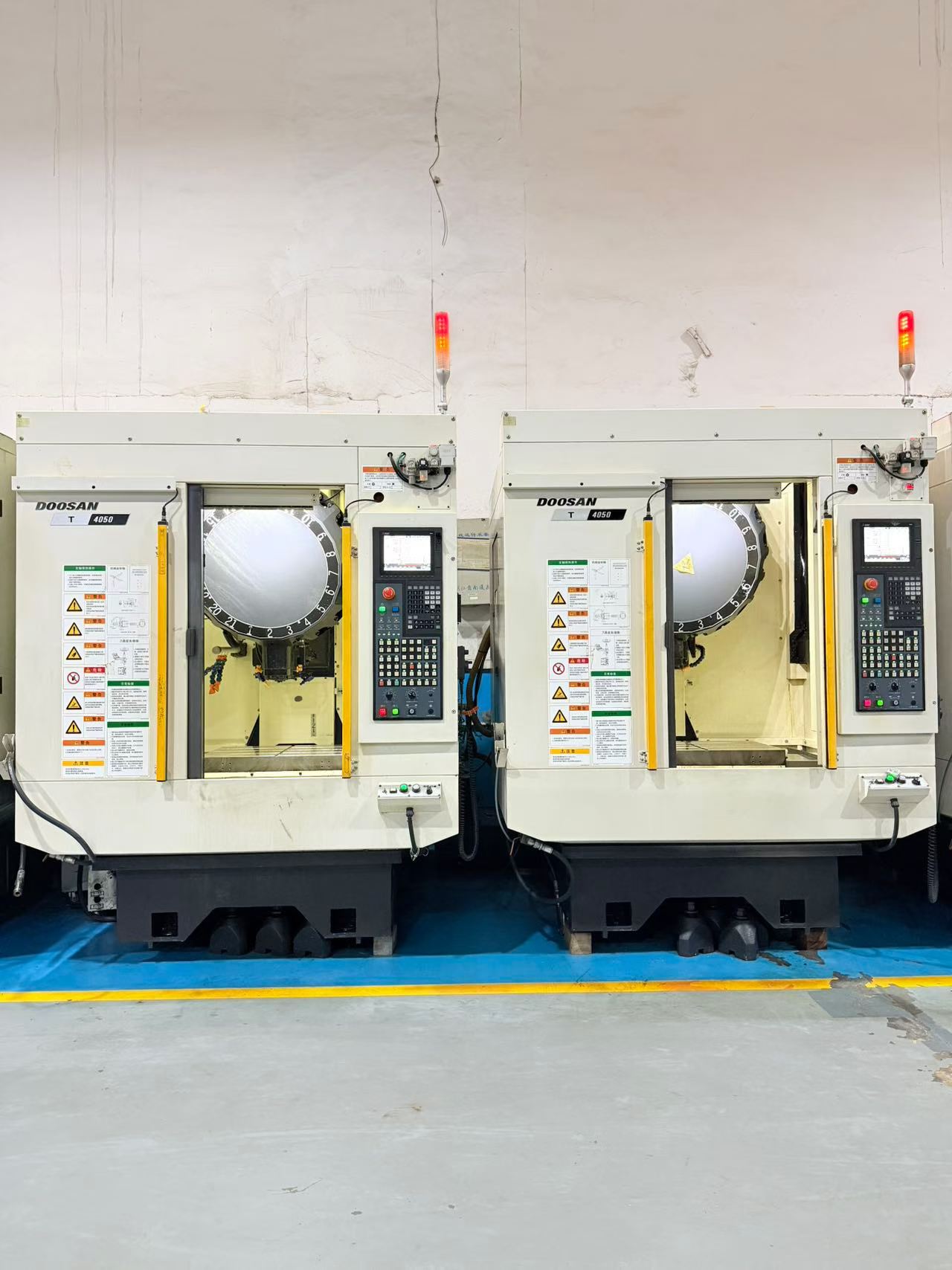 Used DN Solutions T 4050 Drilling and Tapping Center with Mitsubishi M 80 A photo 4