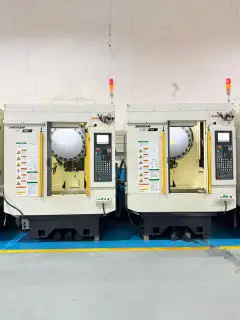 Used DN Solutions T 4050 Drilling and Tapping Center with Mitsubishi M 80 A photo 4