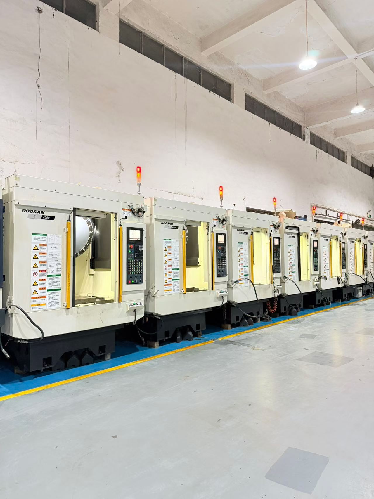 Used DN Solutions T 4050 Drilling and Tapping Center with Mitsubishi M 80 A photo 5