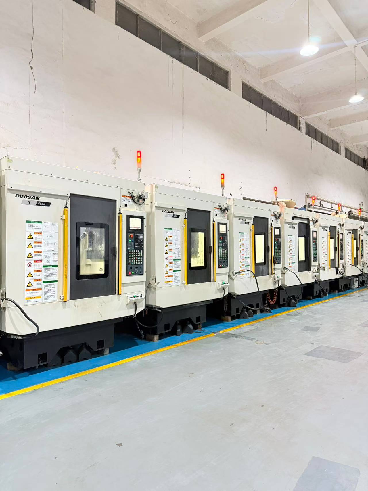 Used DN Solutions T 4050 Drilling and Tapping Center with Mitsubishi M 80 A photo 7