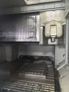 Used Makino V 90 S 5-Axis Machining Center - 2019 photo 4