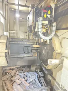 Used Mazak 3 D FABRI GEAR 220 II Tube Cutting Machine photo 8
