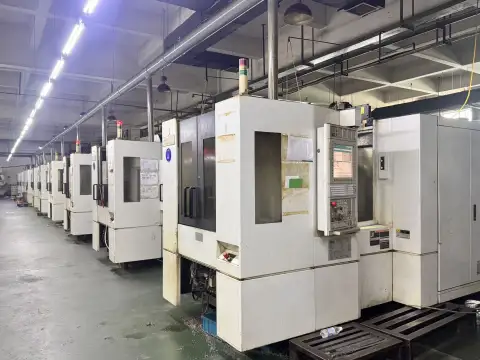 Used Mori Seiki NH 4000 DCG Dual-Station Horizontal Machining Center with FANUC 31 i