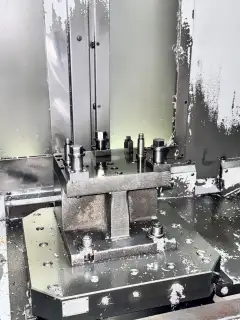 Used Mori Seiki NH 4000 DCG Dual-Station Horizontal Machining Center with FANUC 31 i photo 17