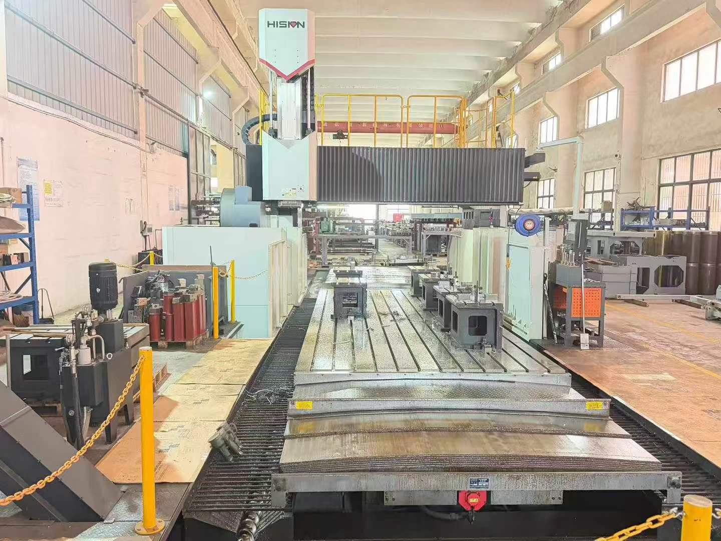 Used 2023 Haitian 6032 Gantry Machining Center photo 2