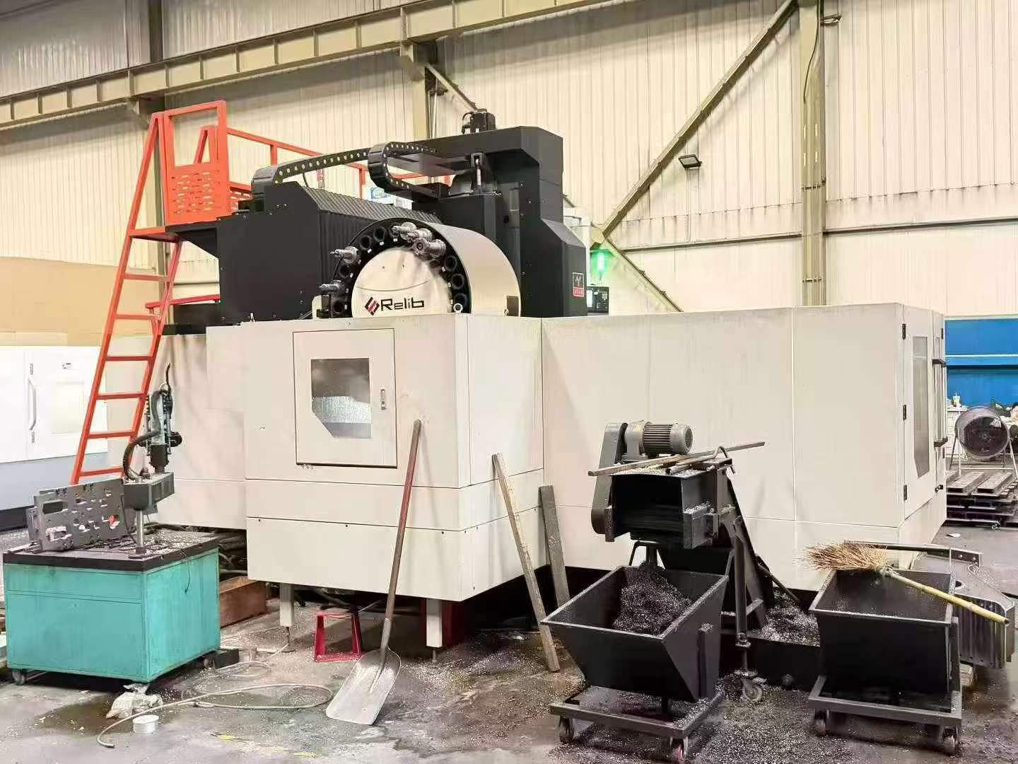 Used Yunhao 2016 Gantry Machining Center with Mitsubishi M 80 photo 4