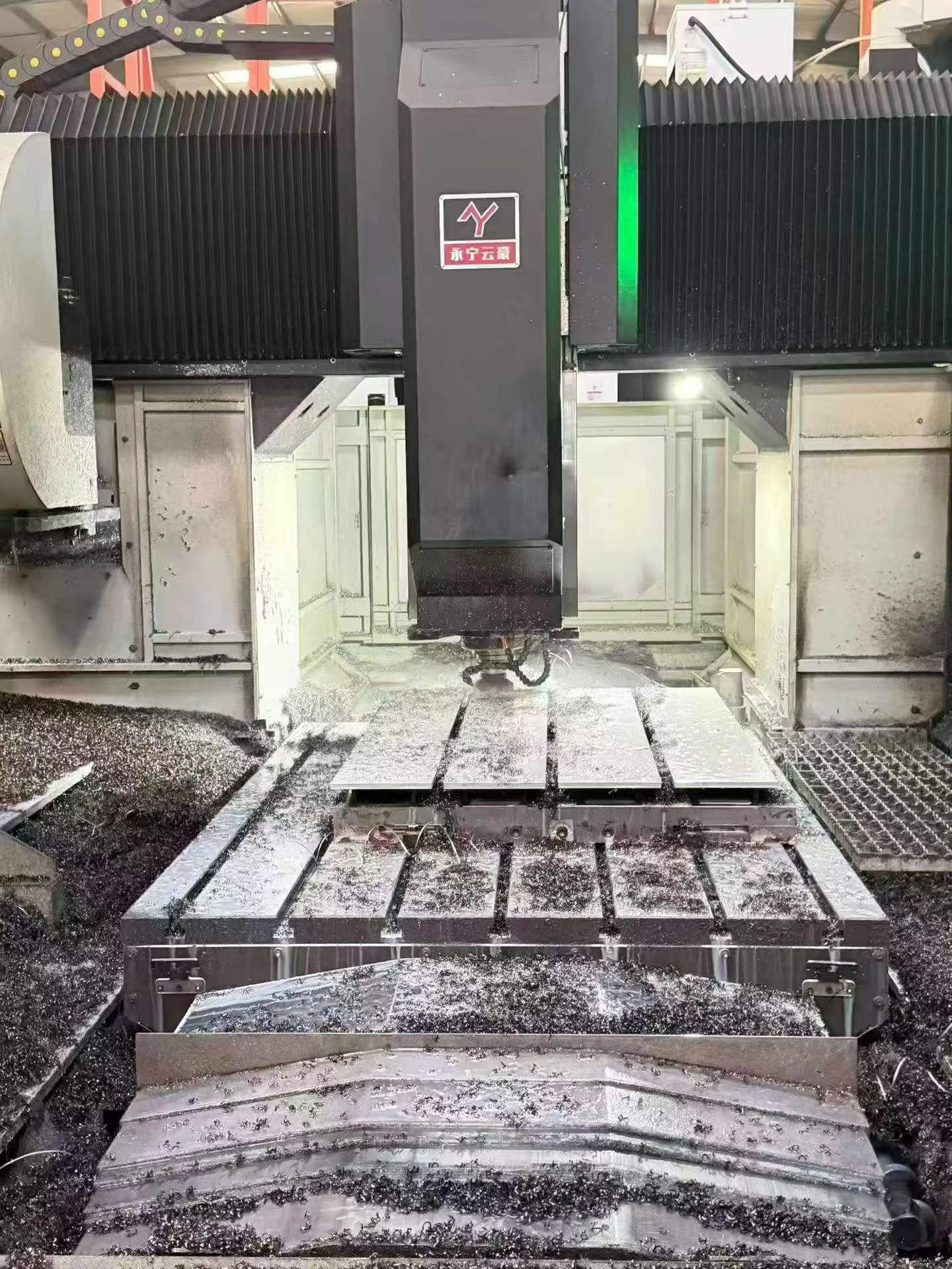 Used Yunhao 2016 Gantry Machining Center with Mitsubishi M 80 photo 7