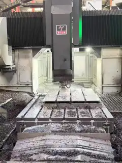 Used Yunhao 2016 Gantry Machining Center with Mitsubishi M 80 photo 7