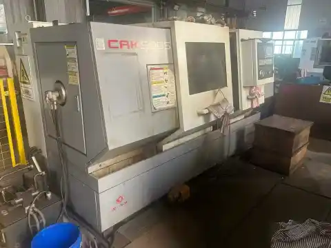 مخرطة CNC شنيانغ 5085 مستعملة مع ظرف هيدروليكي - 4 وحدات