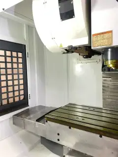 Used Jugao 850 Vertical Machining Center with FANUC Plus photo 5