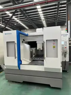 Used Beijing Jingdiao JDHGT 1200_A 15 S Vertical Machining Center photo 2