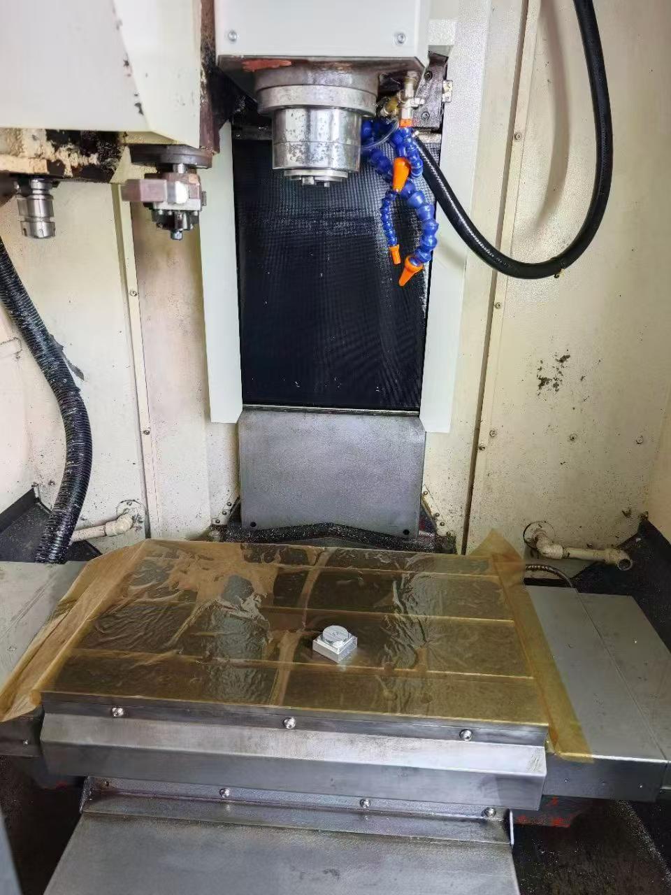 Used Leadwell T 500 Drilling and Tapping Center with Mitsubishi M 70 AA photo 3