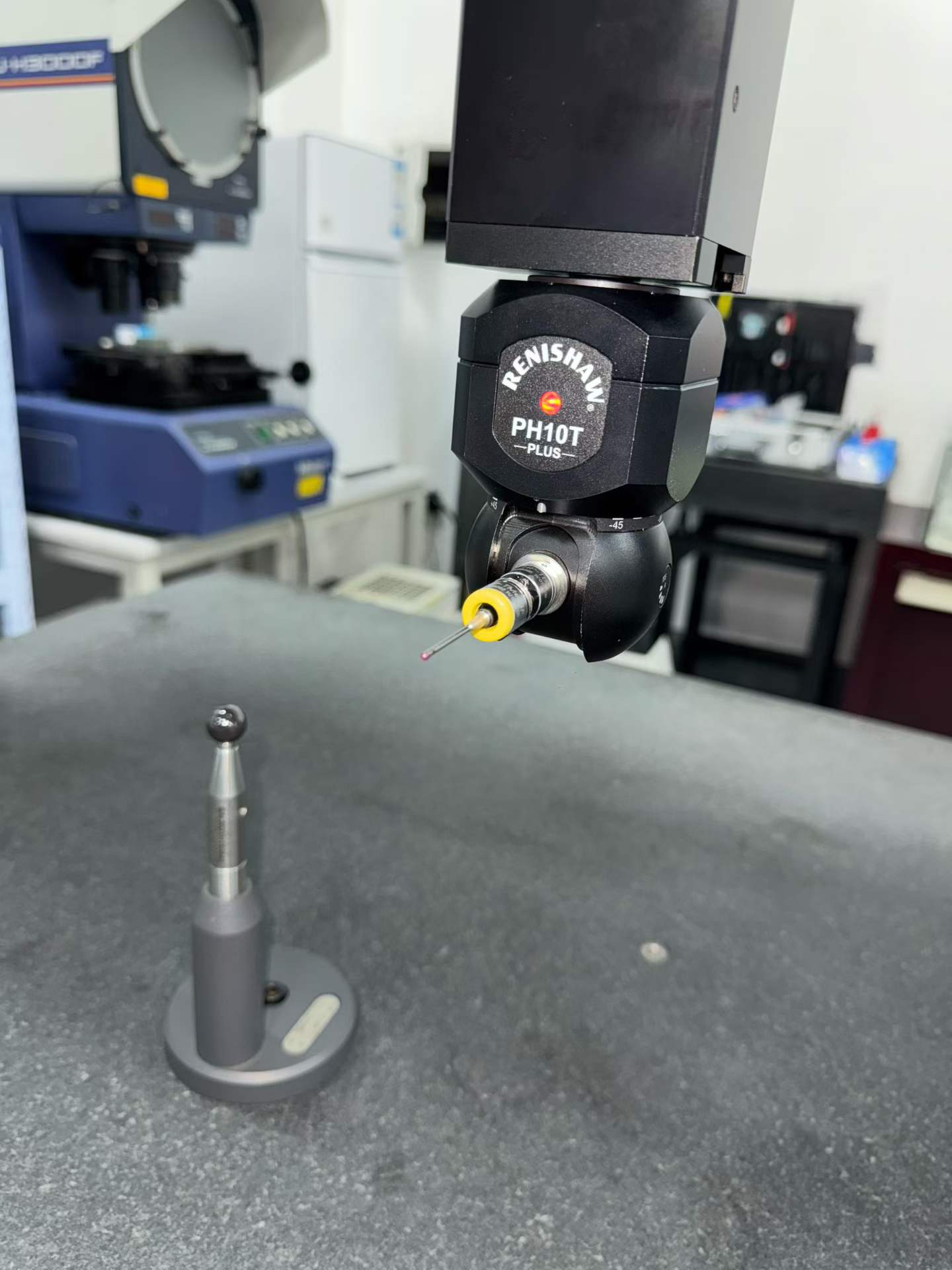 Hexagon GLOBAL 08.10.06 Coordinate Measuring Machine photo 4