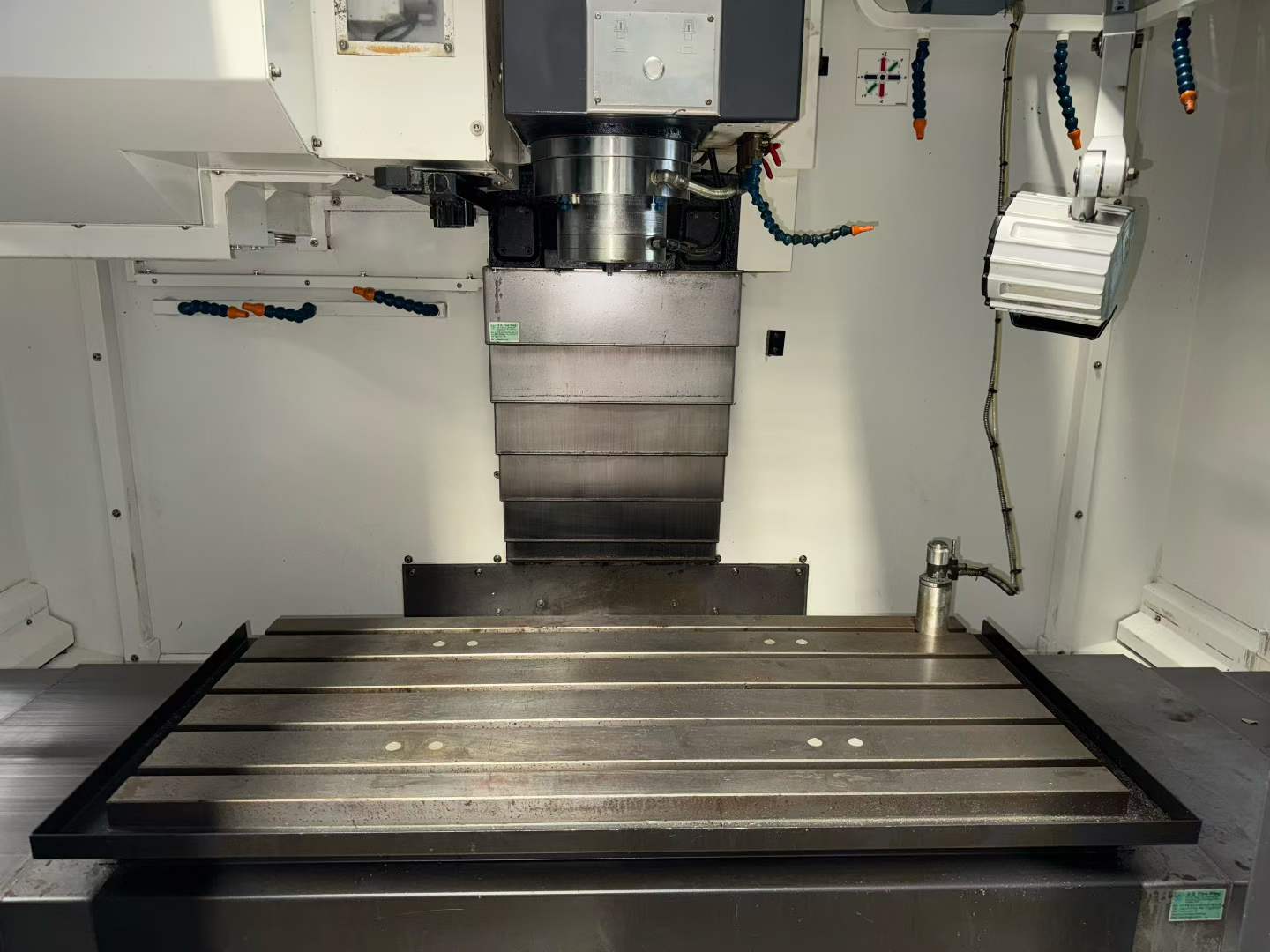 Used YCM NXV 1020 AM Mold Machining Center photo 2