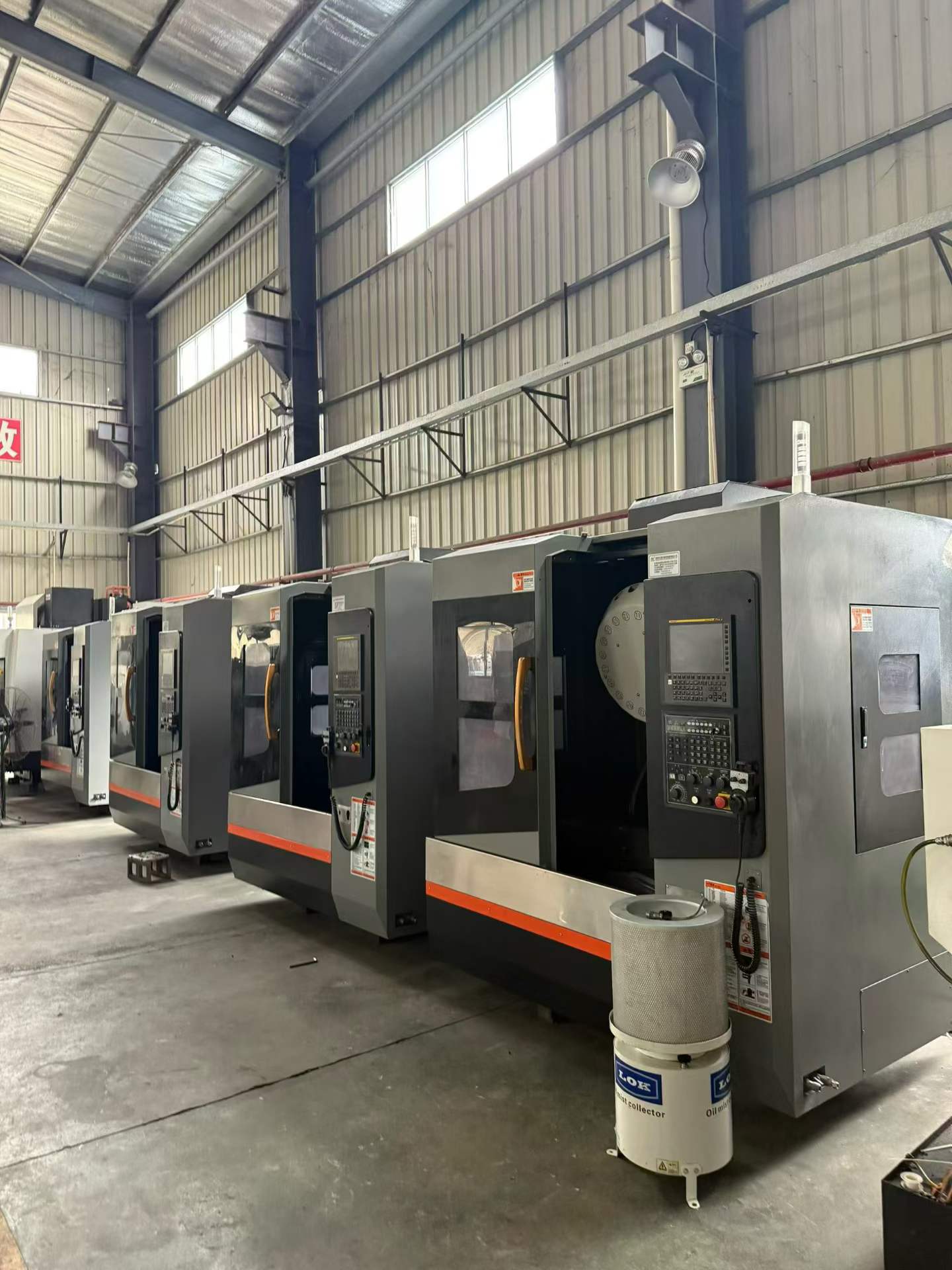 เครื่องเจาะ CNC Baofeng T-640 มือสองพร้อม FANUC จำนวน 4 เครื่อง