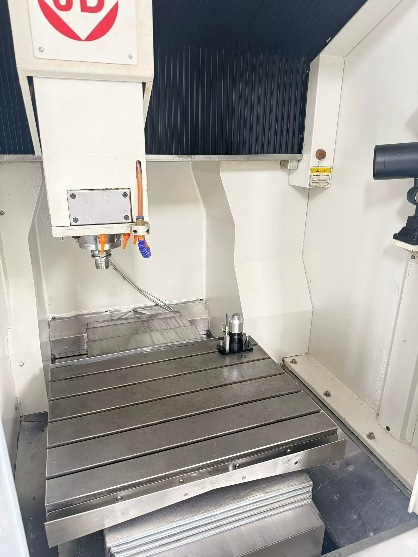 Used Beijing Jingdiao 550 T CNC Engraving and Milling Machine photo 3