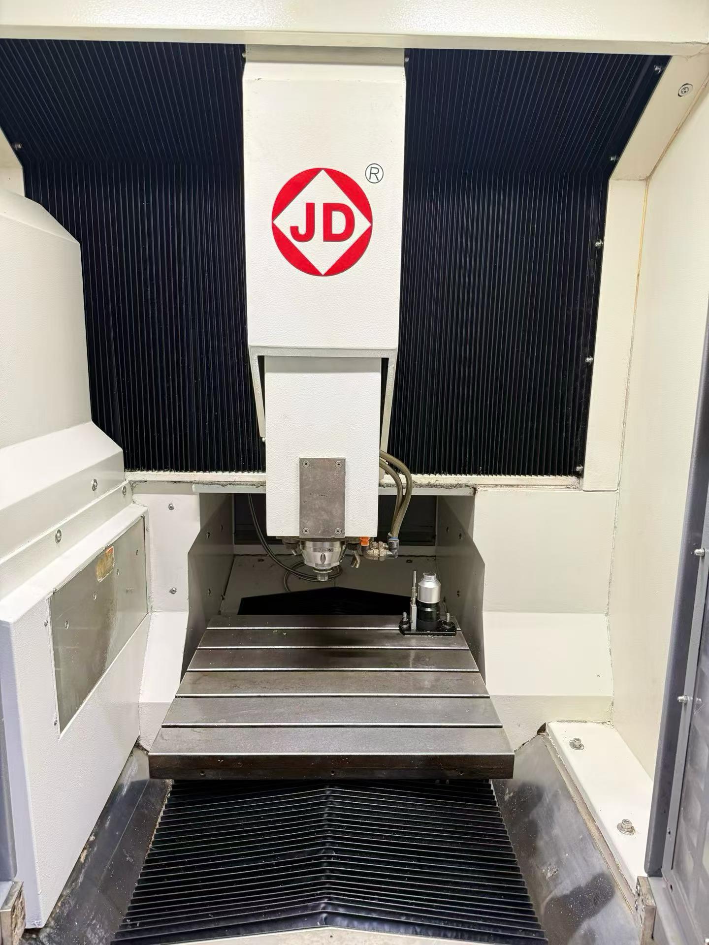 Used Beijing Jingdiao JDLVM 400 P CNC Engraving and Milling Machine photo 3