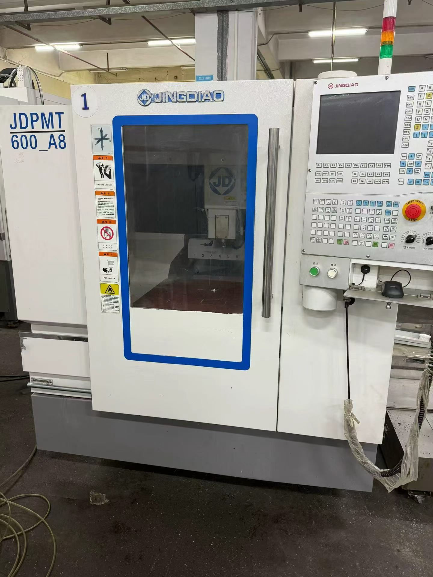 Б/у гравировально-фрезерный станок с ЧПУ Beijing Jingdiao JDPMT 600_A 8