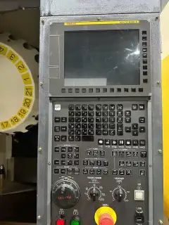 Used FANUC D-21 MiB Vertical Machining Center with 31 i-B Control photo 4