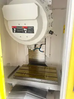 Used JONE T 6 Vertical Machining Center with SYNTEC 22 MA photo 3