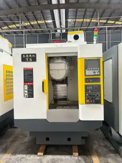 Used Taide T 5 Vertical Machining Center with FANUC MD photo 2