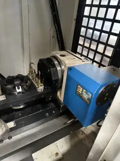 Youke UT-6 V Vertical Machining Center photo 4