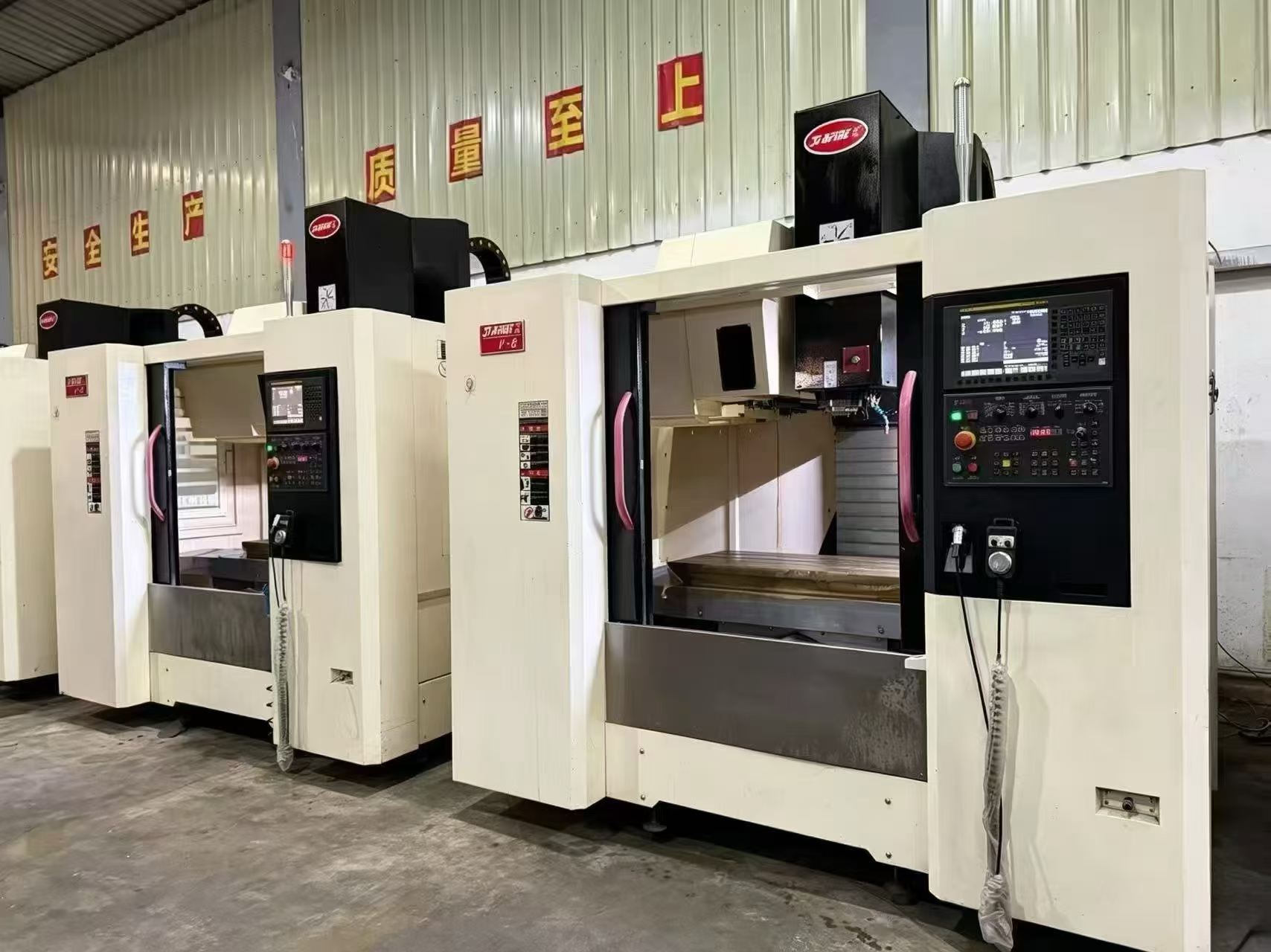 Nearly New JiFINE V 8 Vertical Machining Center with FANUC 0i-MF Plus photo 3