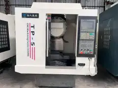 Used Juren T 6 CNC Machining Center with SYNTEC 21 MA photo 2