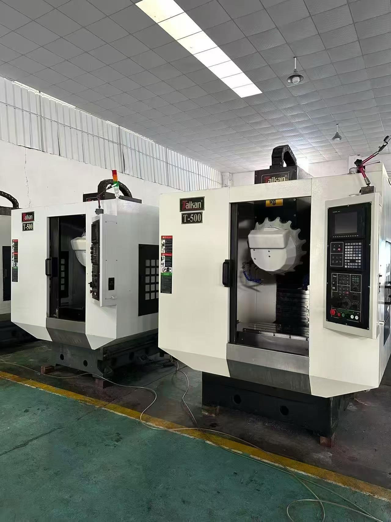 Pusat Pemesinan Vertikal representative machine