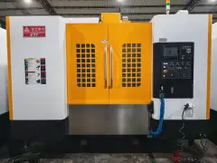 Nearly New Xie Li V 11 Vertical Machining Center with Mitsubishi M 80 photo 3