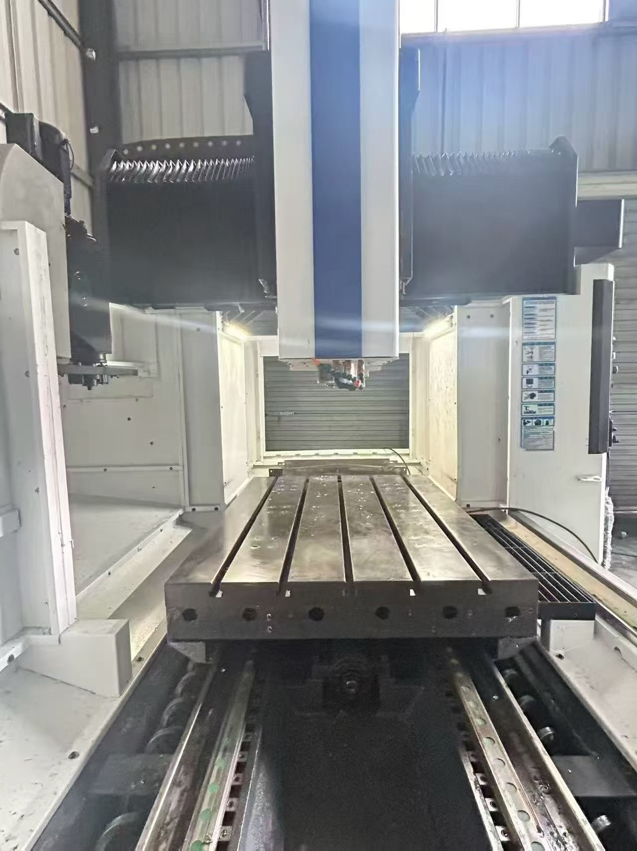 Used Zhengfei 1312 Gantry Machining Center with Mitsubishi M 80 photo 2