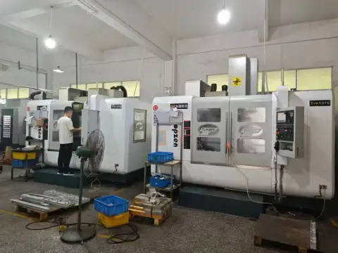Centro de mecanizado 1370 usado con Mitsubishi M 80