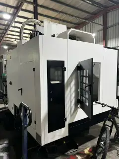 Used Junyu 650 Machining Center with Mitsubishi M 70 photo 5