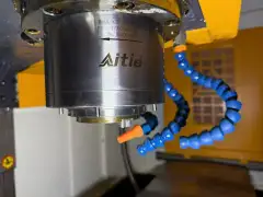 Used Xieli V 11 Vertical Machining Center with Mitsubishi M 80 photo 4