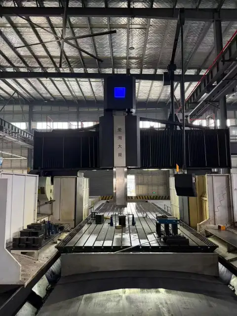 Used Dawei 12 m Gantry Milling Machine with Siemens 828 D
