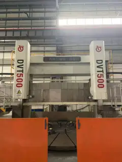 Used Qiyi 5 m CNC Vertical Lathe with Siemens 828 D (2021) photo 2