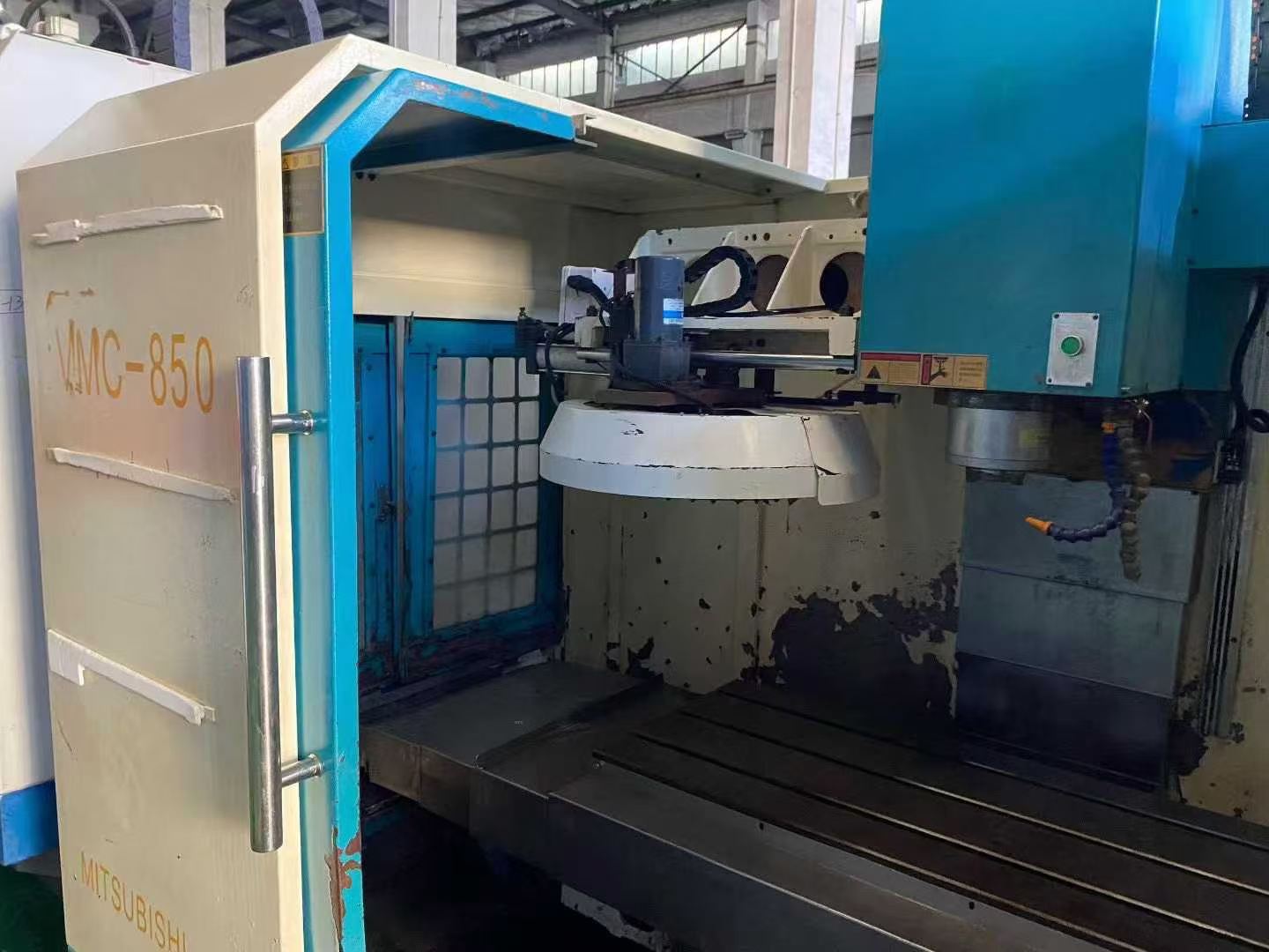 Used 850 Vertical Machining Center with Mitsubishi Control photo 6