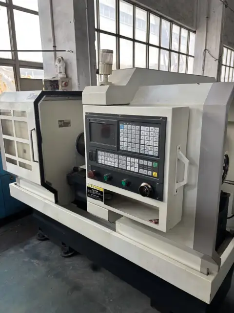 Used Gaoming Precision 6140 CNC Lathe with GSK 980