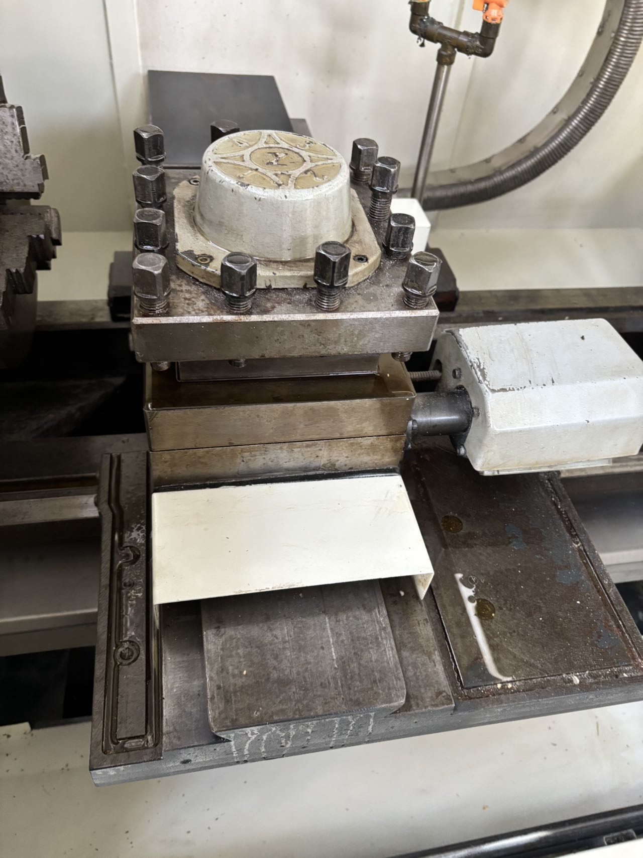 Used Gaoming Precision 6140 CNC Lathe with GSK 980 photo 4
