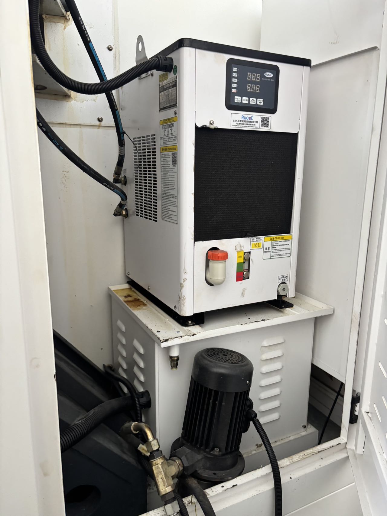 Used Hengwei HV-1160 Vertical Machining Center with FANUC photo 11