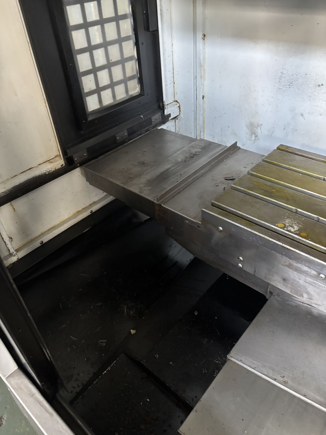 Used Jiafu JF-V 850 Vertical Machining Center with Mitsubishi M 80 photo 7