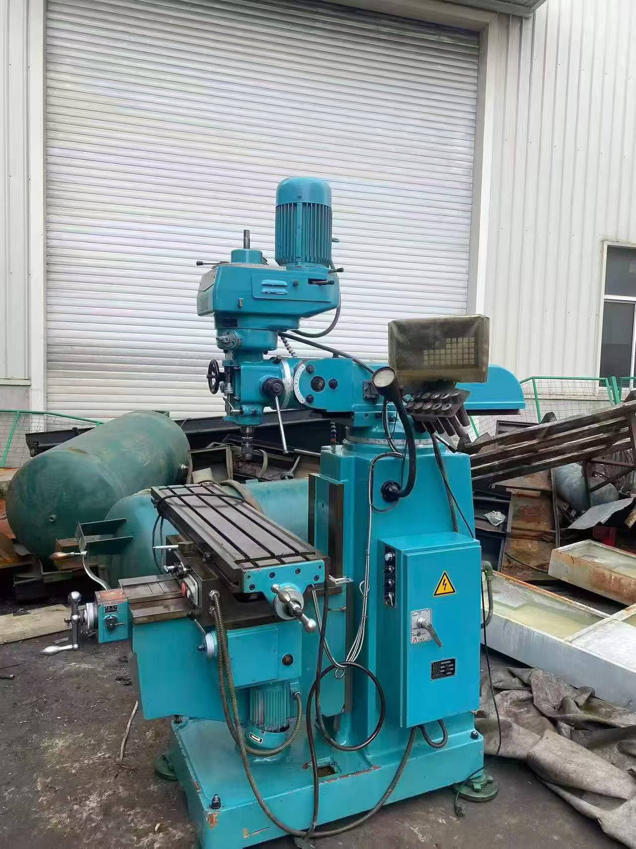 Used Nantong X 6330 Universal Turret Milling Machine photo 1