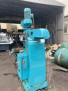 Used Nantong X 6330 Universal Turret Milling Machine photo 3